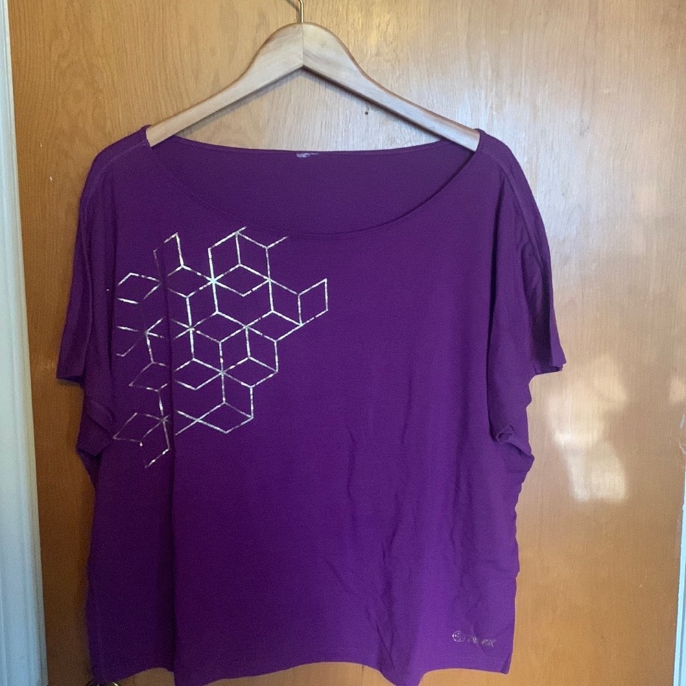 Purple Zumba XXL off the shoulder loose fit t-shirt
